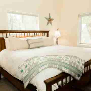 A/C- Family Friendly - Forest View- Pool and Hot Tub Rooms