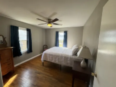 Cozy, Clean & Pet-Friendly – Near Kirksville High Hotels in Adair County