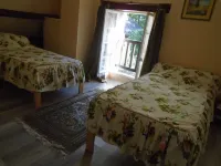 AU Coeur des Chateaux de La Loire 18°  5 People - Enclosed Wooded Area