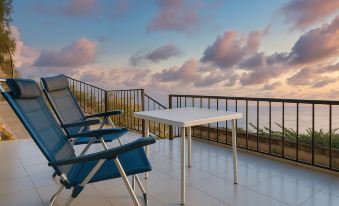 Hampton Villa Retreat