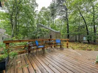 Welcome to Wellfleet! Classically Modern, Woodsy and Serene. Hotels in Wellfleet