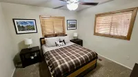 3BR+Loft, Pet-Friendly w/  Hot Tub + Arcade