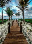 3 bedroom beachfront penthouse with stunning views!