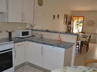 Air-conditioned villa, private pool 100m from the start of the Mont Ventoux climb Hotels in Malaucene