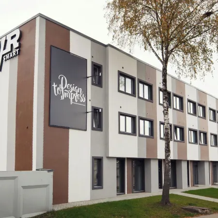 Rvr Smart Apartment with Self-Check-IN