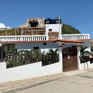 Casa El Delfin, 3rd Floor Bungalow - Estacahuite