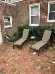 Great Location. Walk to the beach, shops and restaurants