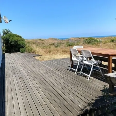 Magical Beach Kiwi Bach Отели в г. Уэйтарер