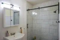 Charming CDA getaway! 2BR 1BA + loft. Pet friendly