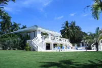 Luxury Tambor Estate with private pool, jacuzzi, and panoramic view