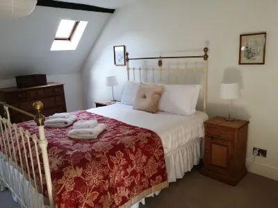 Charming cottage in rural village, ideal for Carsington Water and Peak District โรงแรมใน