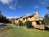 Cozy Ski On/Off Condo Located at Hunter Mountain Hunter otelleri