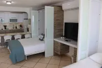 Sea for Yourself - Amazing Waterfront Condo