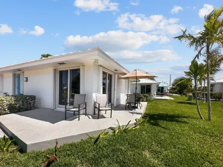 Golf Cart Included, Inagua Villa, Treasure Cay, Bahamas, 100 yards from beach