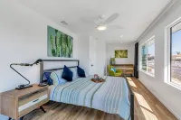 Private Patio, Steps to the Sand! Walk to Village! A/C