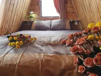 Con Phung Resort Mekong Hotel a 