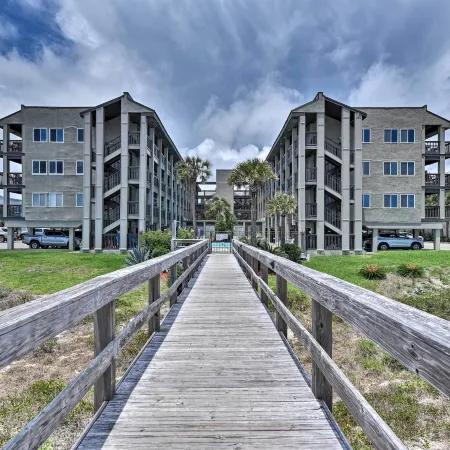 Ocean-View Fernandina Condo w/ Pool, Beach Access!