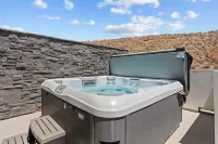 Terra Retreat #9 Condo - Hot Tub