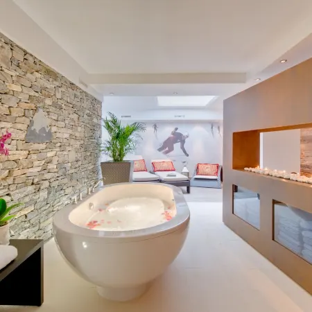 Alex Lodge Private Luxury Apartments