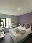 Madison House Hotel dekat Quay Street