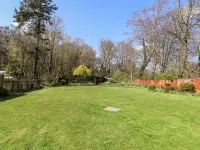 Twitchers' Den Hotels in Rudston