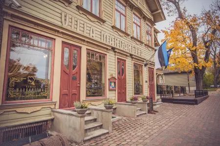 Villa Margaretha Boutique Hotell Отели рядом с достопримечательностью «Тартуский университет»