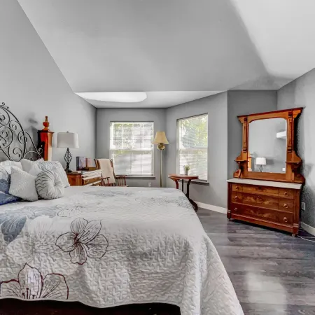 Paradise Hills Oasis 4 Bedroom Home