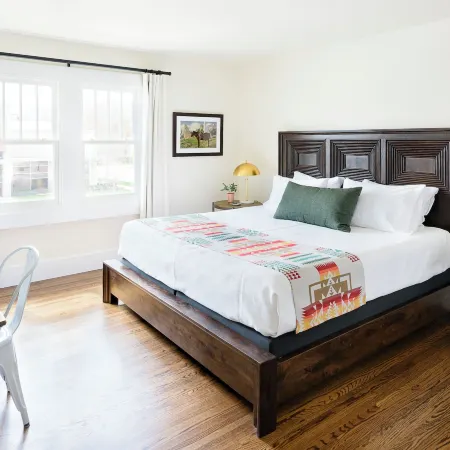 Sherman Lodge Hotels in Kalispell