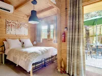 Duck Lodge B&B with Hot Tub Hotels in Pyecombe