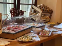 Hotel Schwibbogen - breakfast