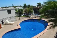 Airlie Beach Apartments - Beach