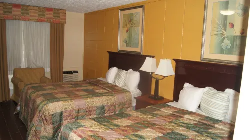 Stone Inn Motel فنادق في Gentry