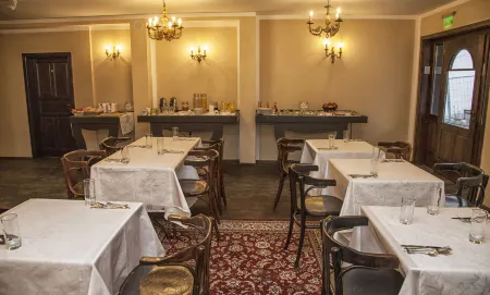 Hotel Evmolpia Отели в г. Пловдив