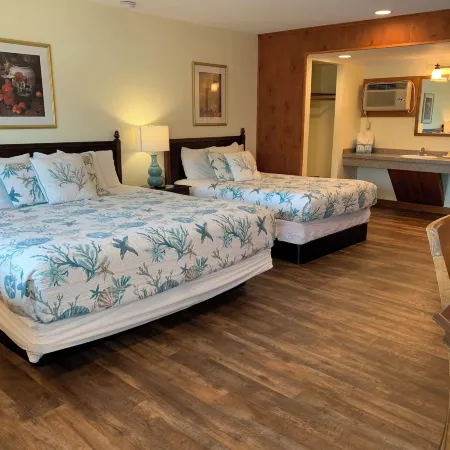 Cape Pines Motel