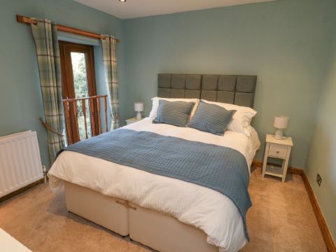 กระท่อมเอสก์ไซด์