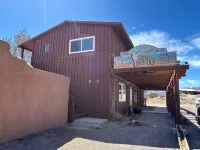 The Rim Rock Inn