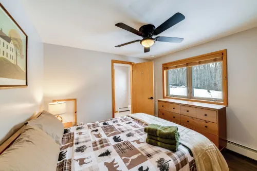 Golf, Fish & Ski: Retreat w/ Game Room in Thompson - 3-Star