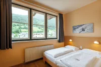 Jufa Hotel Kaprun - Summercard Included Hotels in Piesendorf