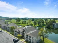 Carefree Getaways 2 Bedroom Condo by RedAwning - Parkplatz