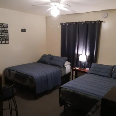 Voyageur Motel