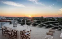 Vouliagmeni Exclusive Residence