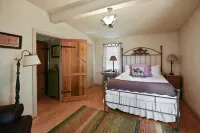 Chula Vista 1 Bedroom Cabin by Redawning