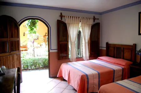 Hotel Posada San Jerónimo Отели в г. Коатепек