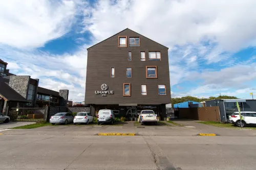Hotel Umawue - parking