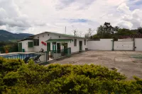 Hotel Liderato Hotels near Socorro, Santander Main Park