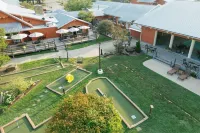 Brown County Inn Hotels in Brown County