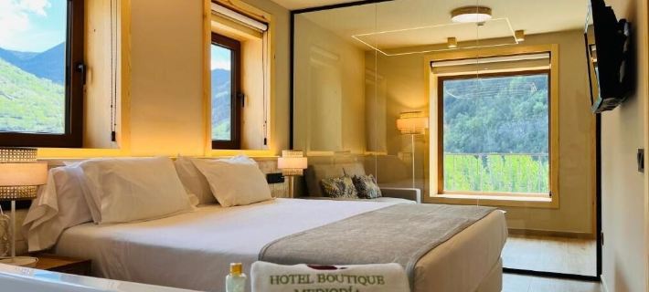 Hotel Boutique Mediodía & Apartments Hotels in Sobrarbe