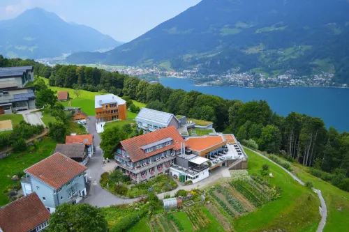 Seminarhotel Lihn Hotels in Quarten