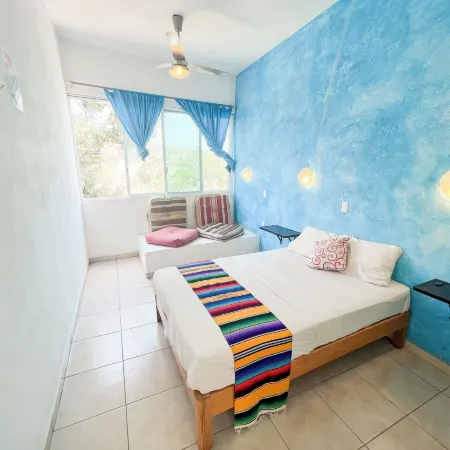 ITH Sayulita Amazing Surf Hostel