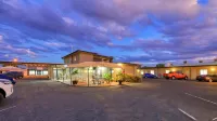 Motel 707 - parking